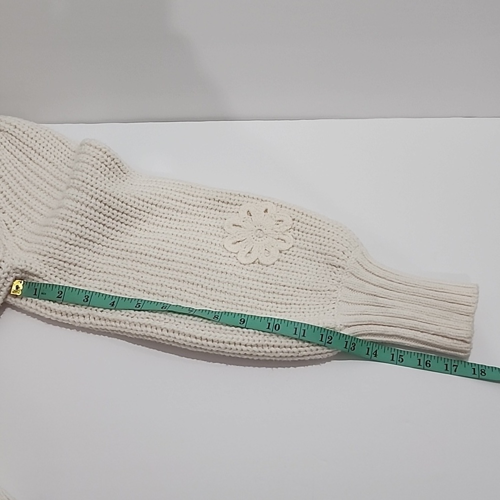 Rails Romy Crochet Daisy Sweater - Picture 10 of 12